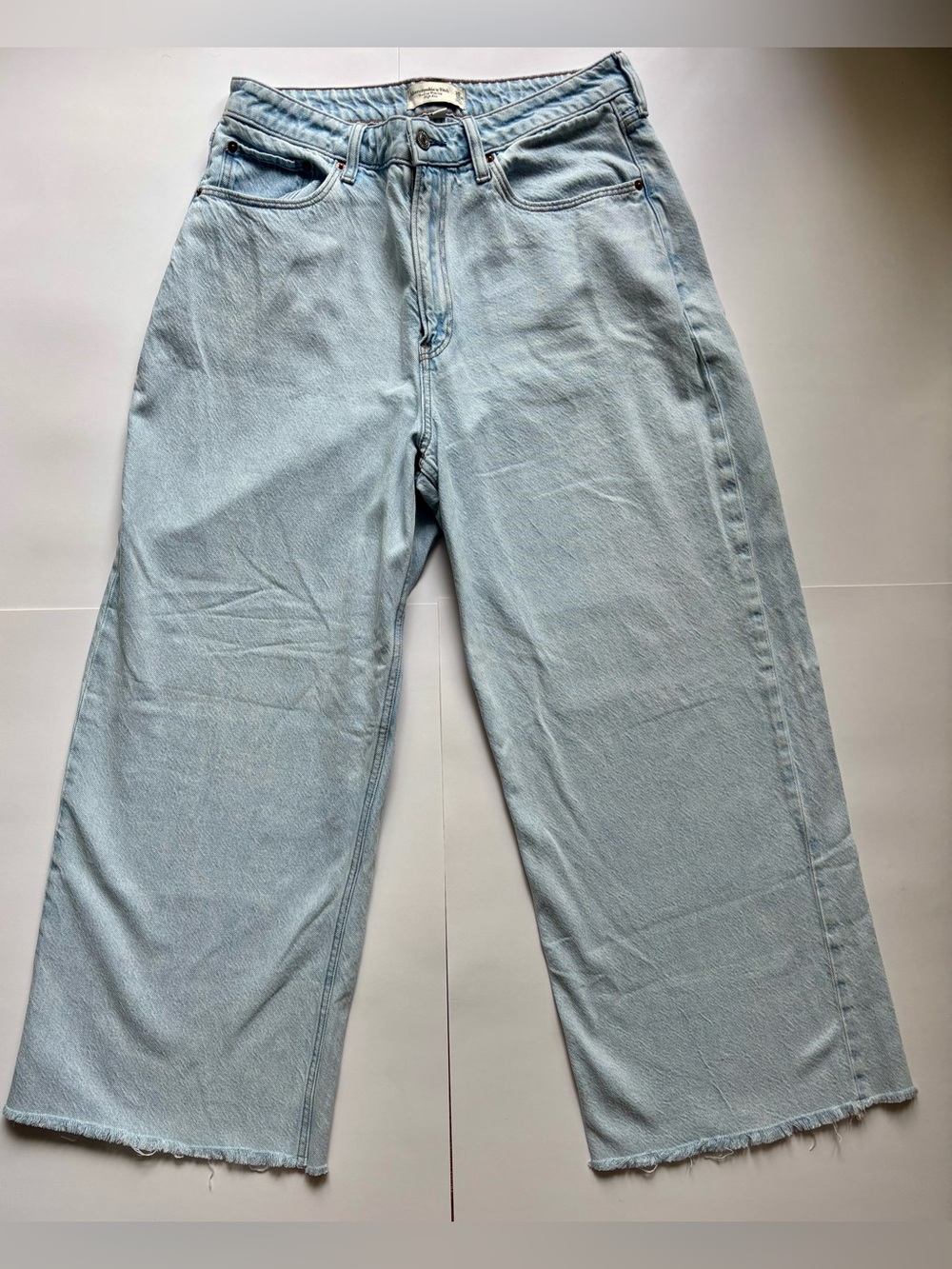Abercrombie & Fitch Curve Love Light Blue Cropped Wide-Leg  High-Rise Jeans